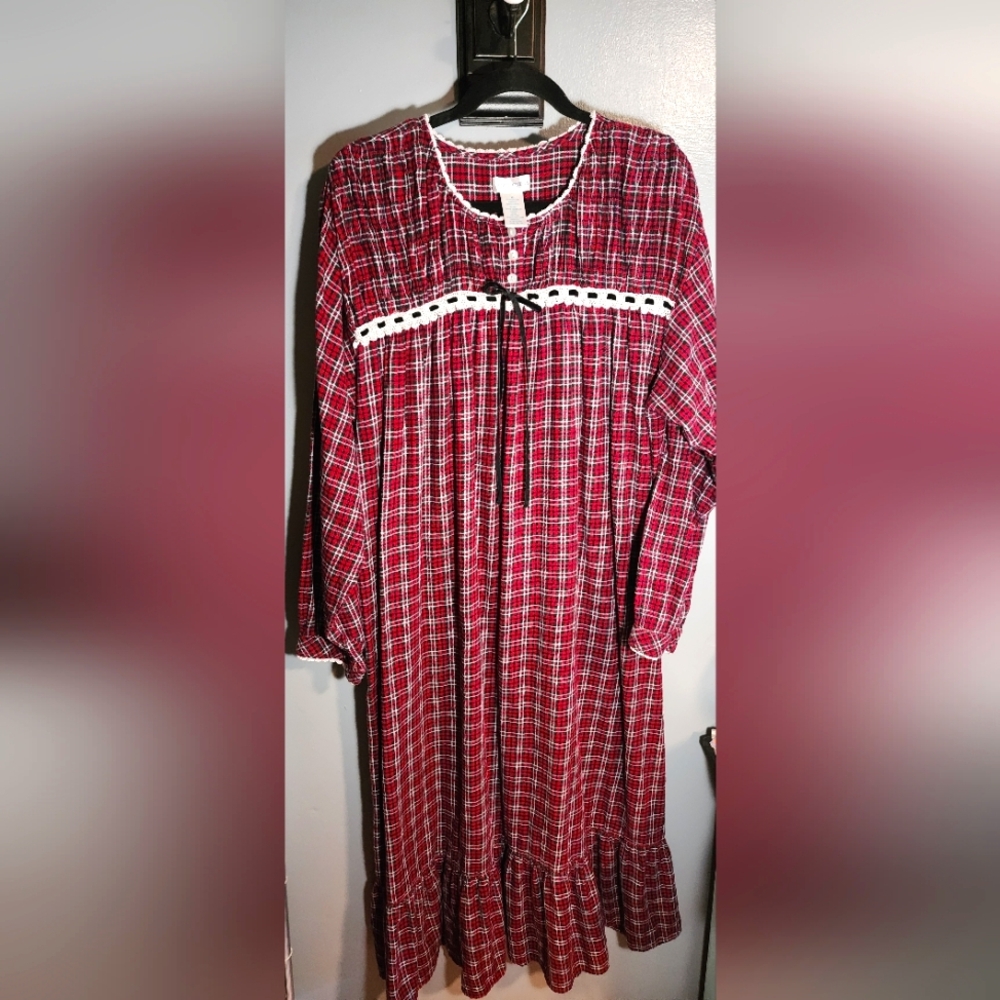 Women's Vintage Sears Roebuck Red Flannel Plaid Nightgown Velvet Lace Grannycore - Picture 2 of 4